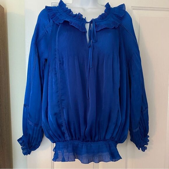 DIANE VON FURSTENBERG VINTAGE PLEATED GEORGETTE BLOUSE ROYAL BLUE 6 - Picture 1 of 11